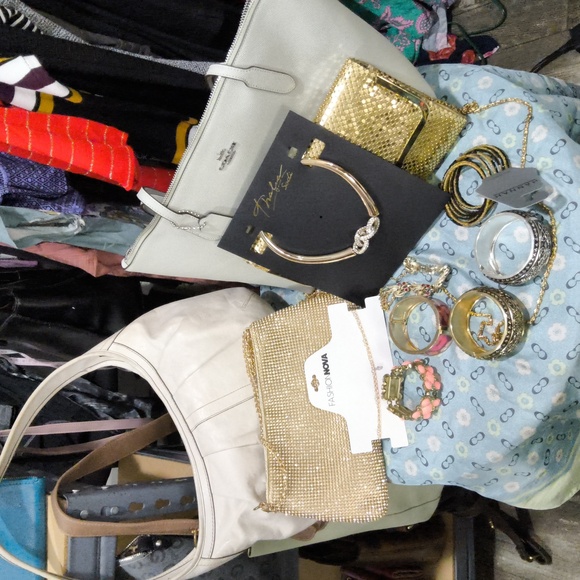 Purses and Jewelry - Picture 1 of 1